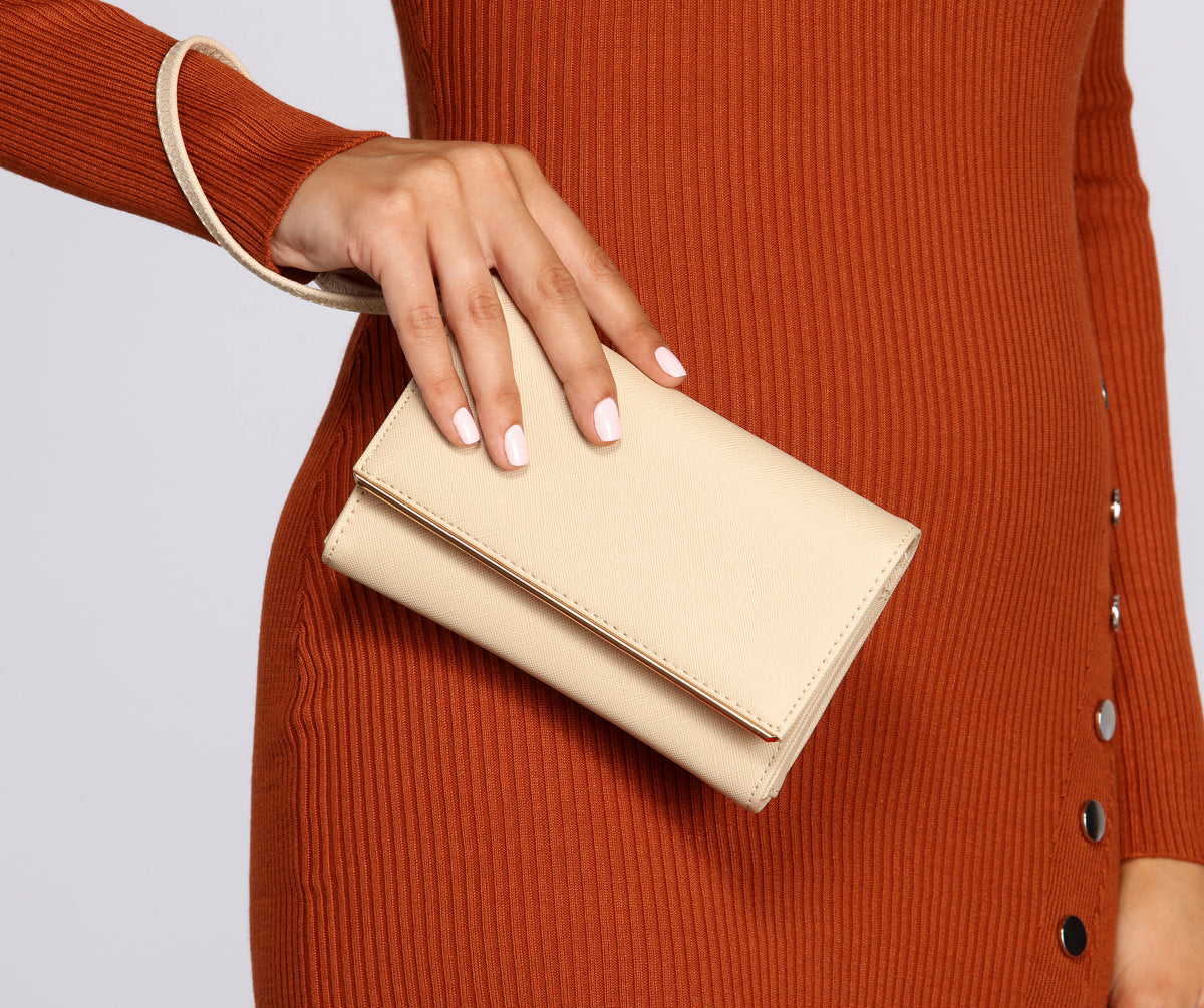 Simply Chic And Sleek Wallet