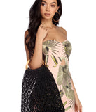 Beachin' It Netted Tote is a trendy pick to create 2023 festival outfits, festival dresses, outfits for concerts or raves, and complete your best party outfits!