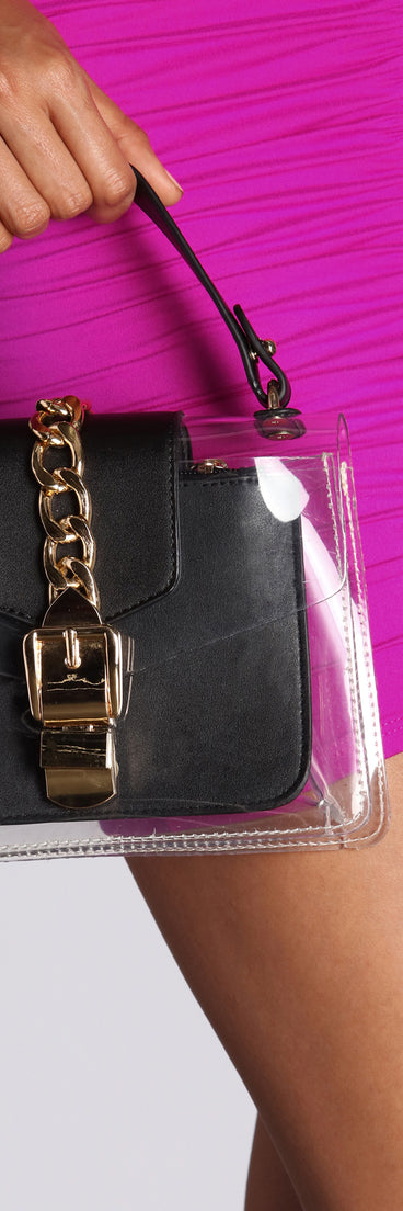 On Trend Mini Purse is the perfect Homecoming look pick with on-trend details to make the 2023 HOCO dance your most memorable event yet!