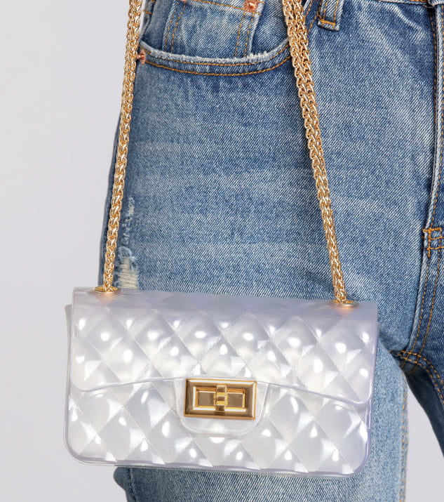 Ready For This Jelly Purse is a trendy pick to create 2023 festival outfits, festival dresses, outfits for concerts or raves, and complete your best party outfits!