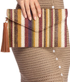 Straw Striped Clutch is a trendy pick to create 2023 festival outfits, festival dresses, outfits for concerts or raves, and complete your best party outfits!