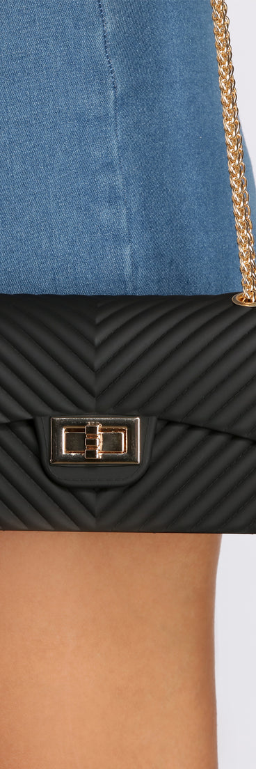 Falling In Love With Matte Jelly Cross-Body Purse is a trendy pick to create 2023 festival outfits, festival dresses, outfits for concerts or raves, and complete your best party outfits!