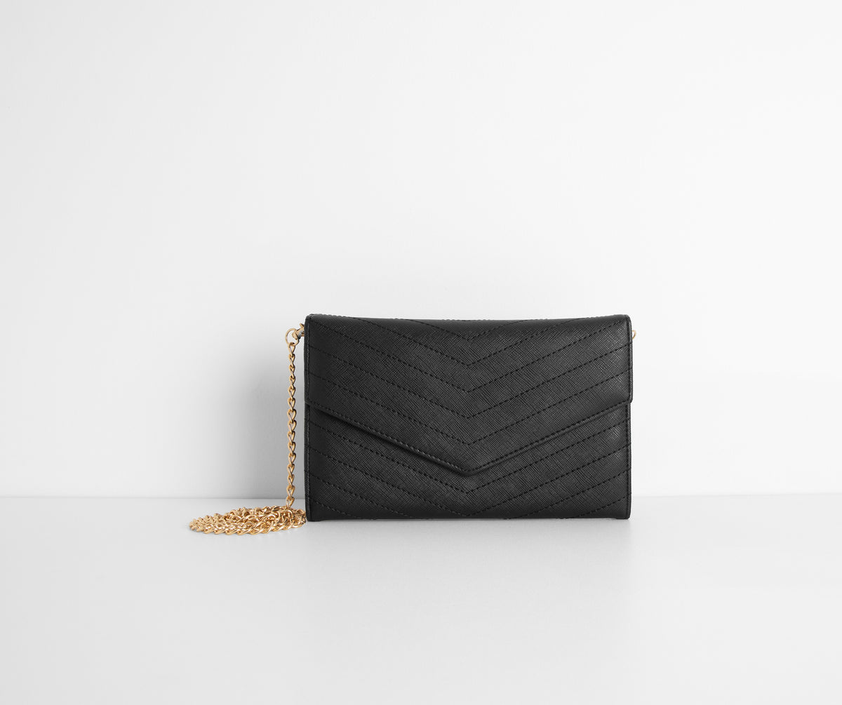 Comin' In Clutch Faux Leather Purse