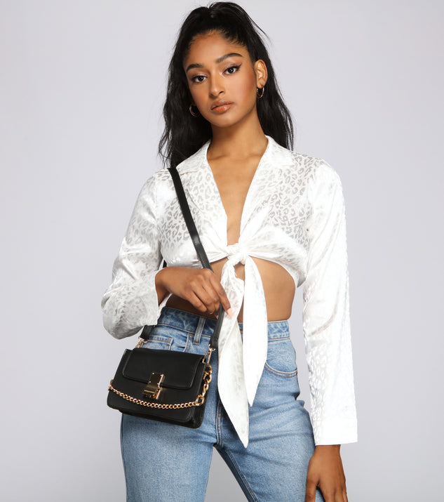 Iconic Glam Faux Leather Crossbody is a trendy pick to create 2023 festival outfits, festival dresses, outfits for concerts or raves, and complete your best party outfits!