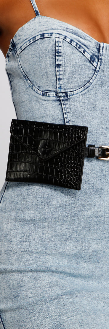 No Hands Croc Embossed Fanny Pack Belt is a trendy pick to create 2023 festival outfits, festival dresses, outfits for concerts or raves, and complete your best party outfits!