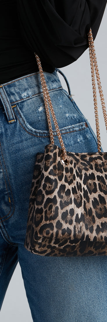 Growl Power Leopard Saffiano Bucket Bag is a trendy pick to create 2023 festival outfits, festival dresses, outfits for concerts or raves, and complete your best party outfits!