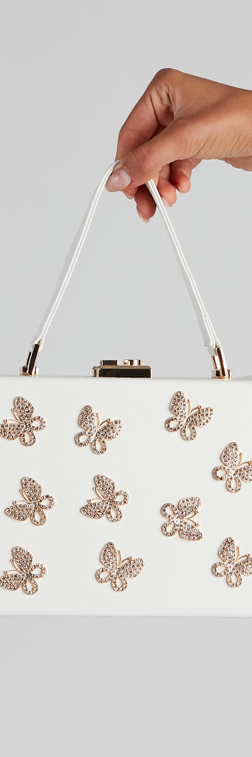 Wandering Butterfly Box Tote Bag is the perfect Homecoming look pick with on-trend details to make the 2023 HOCO dance your most memorable event yet!