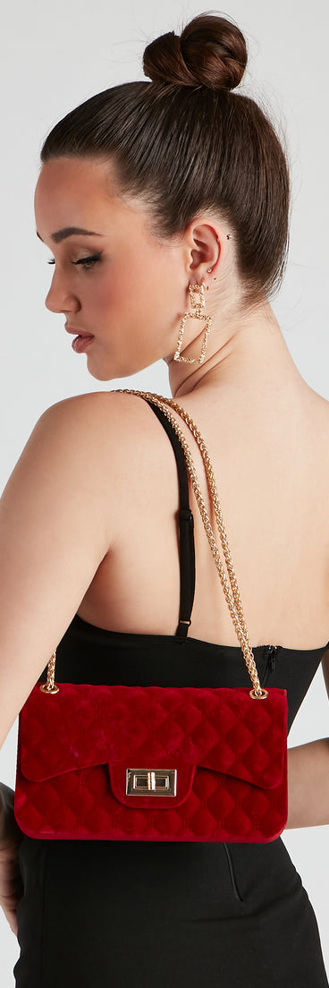 Bring The Chic Velvet Crossbody Bag creates the perfect New Year’s Eve Outfit or new years dress with stylish details in the latest trends to ring in 2023!