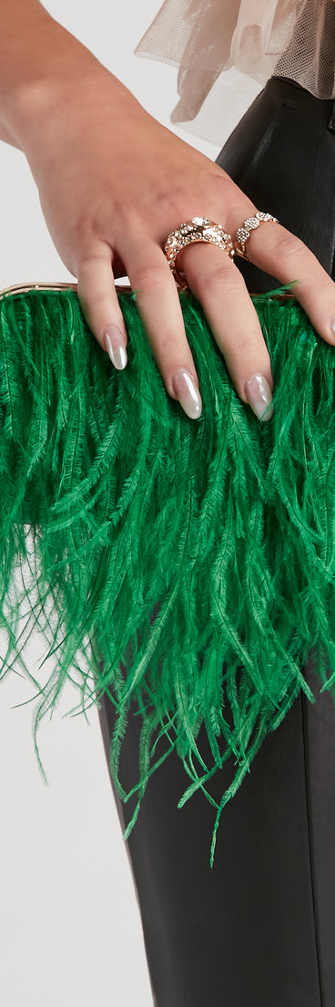 Demure Diva Marabou Ring Clutch