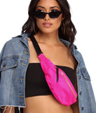 So Electric Neon Fanny Pack is a trendy pick to create 2023 festival outfits, festival dresses, outfits for concerts or raves, and complete your best party outfits!