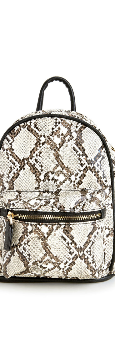 Slay In Snake Mini Backpack is a trendy pick to create 2023 festival outfits, festival dresses, outfits for concerts or raves, and complete your best party outfits!