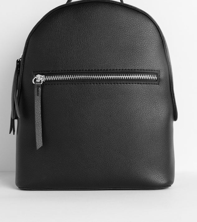 The Minimal Mini Backpack is a trendy pick to create 2023 festival outfits, festival dresses, outfits for concerts or raves, and complete your best party outfits!