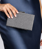 Glittering Mesh Clutch is the perfect Homecoming look pick with on-trend details to make the 2023 HOCO dance your most memorable event yet!