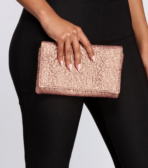 More Rhinestone Please Clutch is the perfect Homecoming look pick with on-trend details to make the 2023 HOCO dance your most memorable event yet!