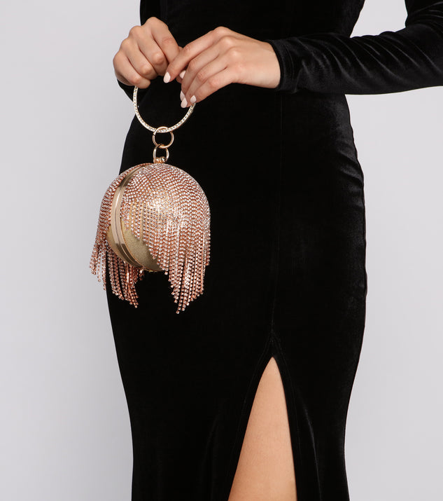Glam Up The Night Rhinestone Fringe Sphere Clutch creates the perfect New Year’s Eve Outfit or new years dress with stylish details in the latest trends to ring in 2023!