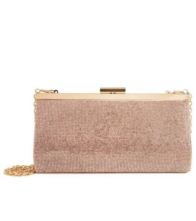 High Shine Glam Rhinestone Clutch is the perfect Homecoming look pick with on-trend details to make the 2023 HOCO dance your most memorable event yet!