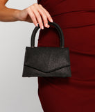 With Glitzy Mini Top Handle Bag as your homecoming jewelry or accessories, your 2023 Homecoming dress look will be fire!