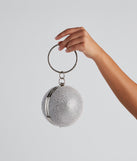 With Dose Of Glam Sphere Rhine Clutch as your homecoming jewelry or accessories, your 2023 Homecoming dress look will be fire!