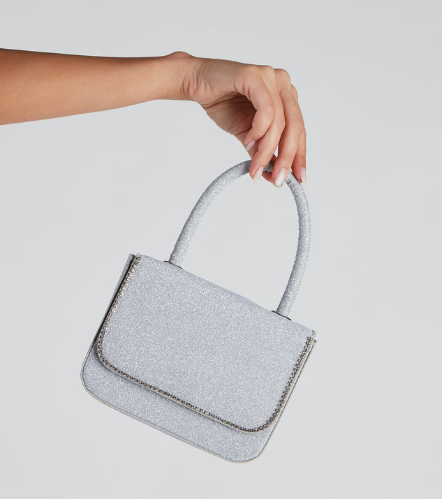 Glitter Dreams Mesh Mini Tote Bag is the perfect Homecoming look pick with on-trend details to make the 2023 HOCO dance your most memorable event yet!