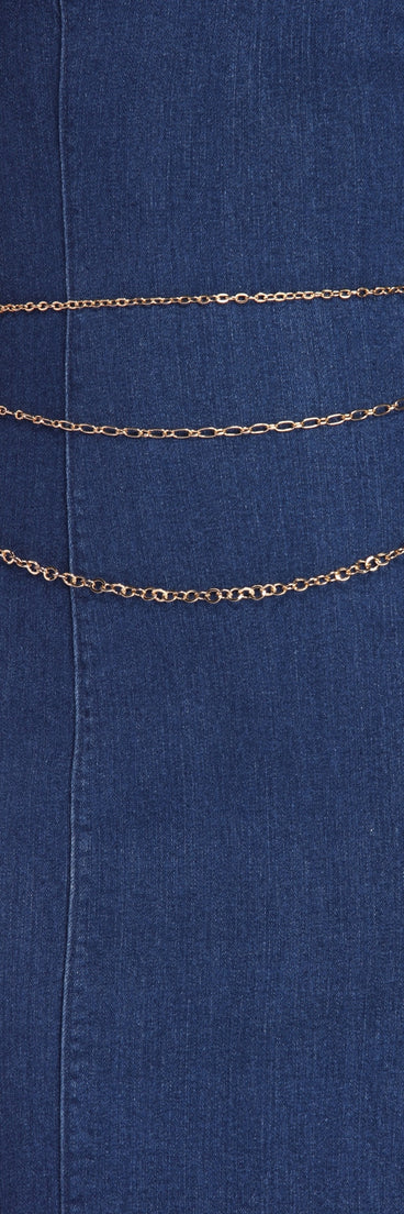 Dainty Chain Link Belt is a trendy pick to create 2023 festival outfits, festival dresses, outfits for concerts or raves, and complete your best party outfits!