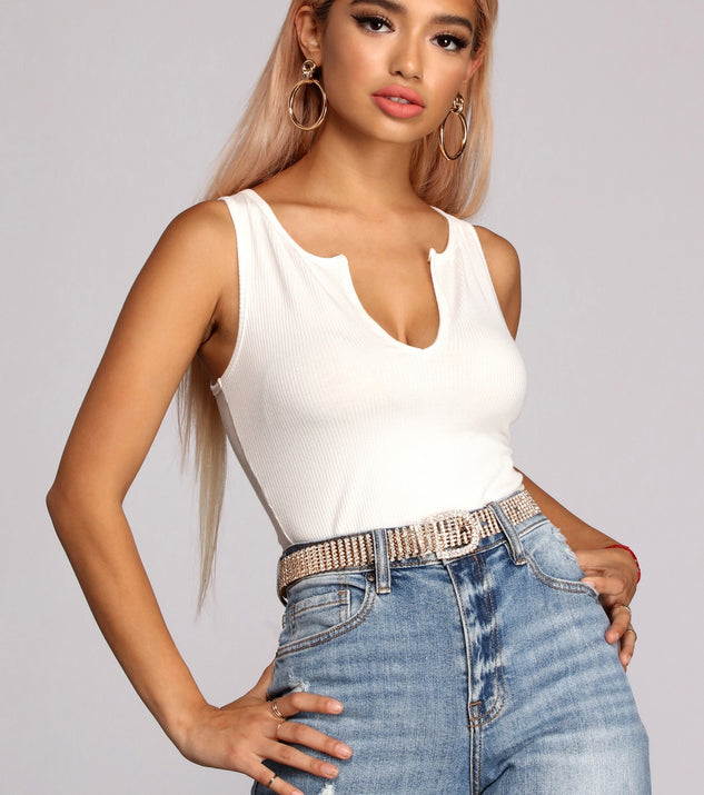 Gold Skinny Rhinestone Belt is a trendy pick to create 2023 festival outfits, festival dresses, outfits for concerts or raves, and complete your best party outfits!