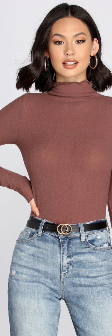 Skinny Double O-Ring Belt is a trendy pick to create 2023 festival outfits, festival dresses, outfits for concerts or raves, and complete your best party outfits!