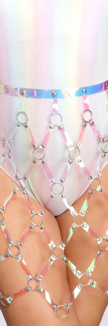 O-Ring Metal Detail Skirt Belt is a trendy pick to create 2023 festival outfits, festival dresses, outfits for concerts or raves, and complete your best party outfits!