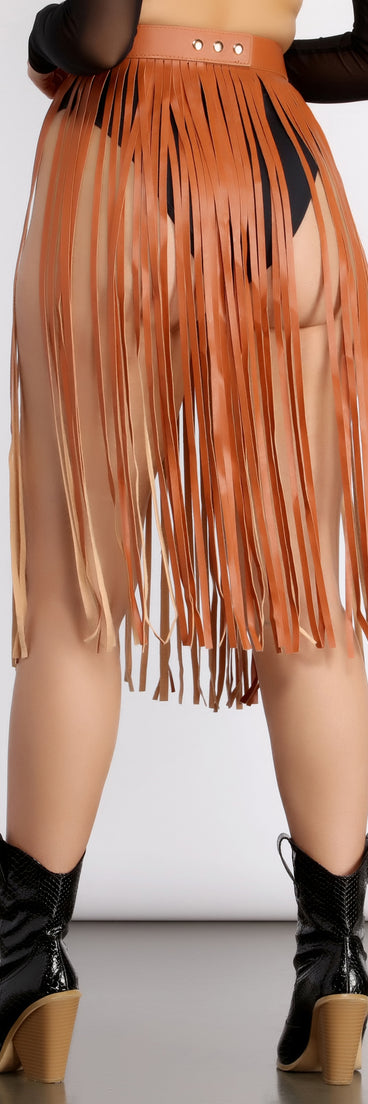 Rockin' Hun' Faux Leather Fringe Belted Skirt is a trendy pick to create 2023 festival outfits, festival dresses, outfits for concerts or raves, and complete your best party outfits!
