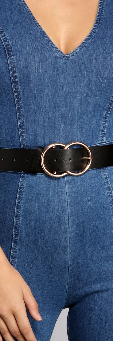 Chic Double O-Ring Buckle Belt is a fire pick to create 2023 festival outfits, concert dresses, outfits for raves, or to complete your best party outfits or clubwear!