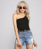 Feelin' Fab Chain-Link Belt is a trendy pick to create 2023 festival outfits, festival dresses, outfits for concerts or raves, and complete your best party outfits!