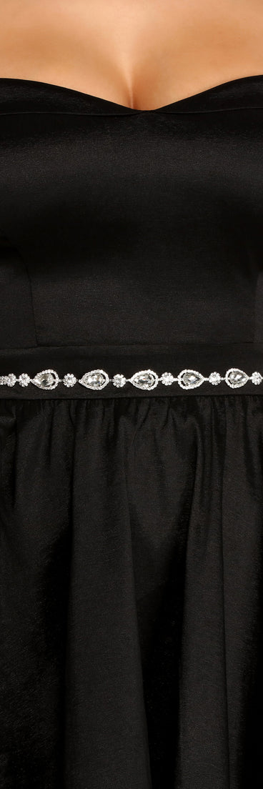 Effortlessly Elegant Rhinestone Belt