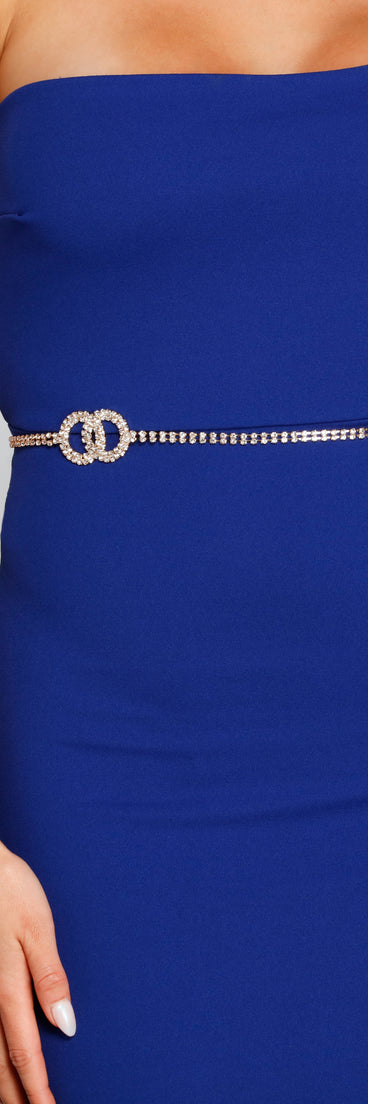 Rhinestone Double O-Ring Belt is the perfect Homecoming look pick with on-trend details to make the 2023 HOCO dance your most memorable event yet!