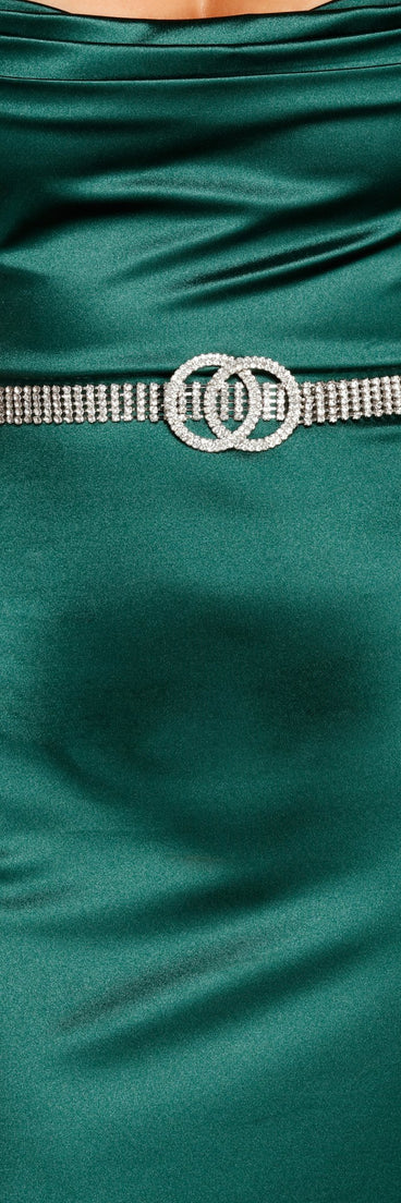 Trendy And Radiant Rhinestone Belt is a stunning choice for a bridesmaid dress or maid of honor dress, and to feel beautiful at Homecoming 2023, fall or winter weddings, formals, & military balls!