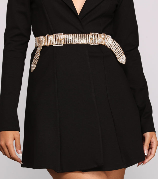 Feelin' Extra Rhinestone Double Buckle Belt is the perfect Homecoming look pick with on-trend details to make the 2023 HOCO dance your most memorable event yet!