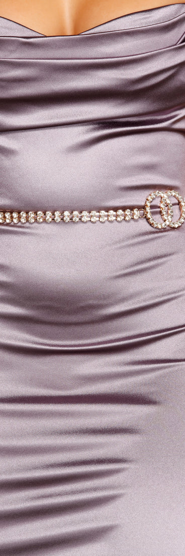 With Gorgeous And Glam Rhinestone Belt as your homecoming jewelry or accessories, your 2023 Homecoming dress look will be fire!