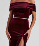 With Luxe Look Rhinestone Belt as your homecoming jewelry or accessories, your 2023 Homecoming dress look will be fire!