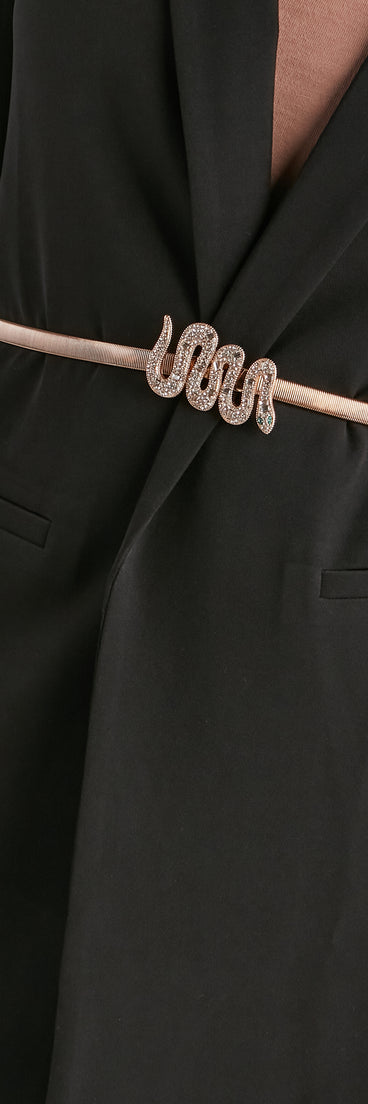 She's Here To Slay Snake Belt is a trendy pick to create 2023 festival outfits, festival dresses, outfits for concerts or raves, and complete your best party outfits!