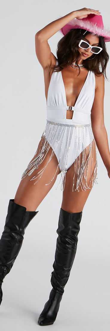 Party All Night Rhine Fringe Skirt is a trendy pick to create 2023 festival outfits, festival dresses, outfits for concerts or raves, and complete your best party outfits!
