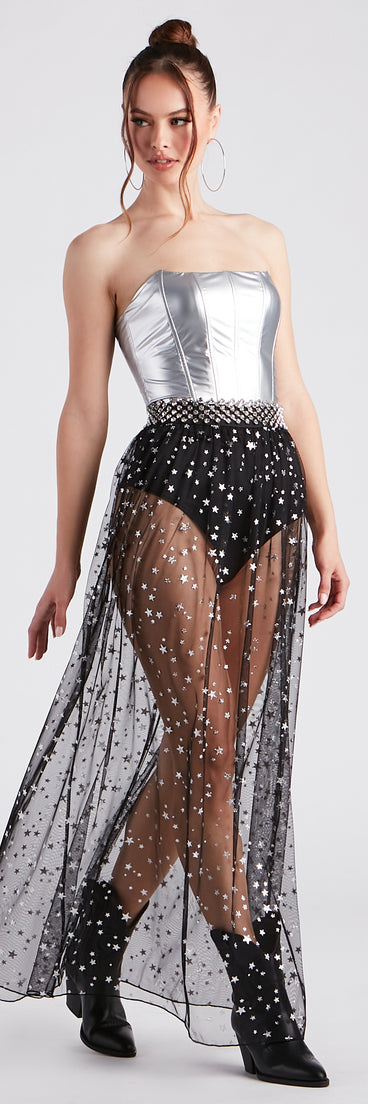 Unforgettable Rhinestone Chain Belt is a fire pick to create 2023 festival outfits, concert dresses, outfits for raves, or to complete your best party outfits or clubwear!