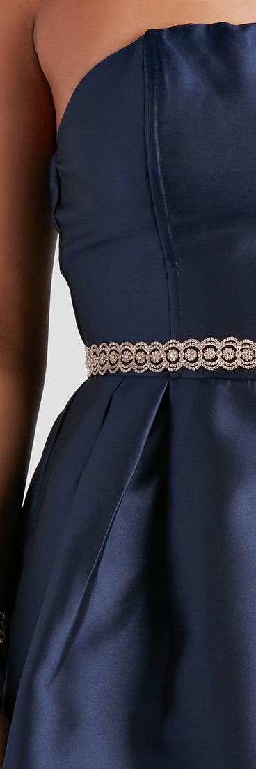 Luxe Vibes Rhinestone Chain Belt