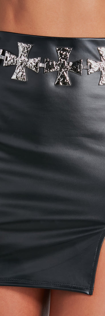 Aura Amped Cross Chain Belt