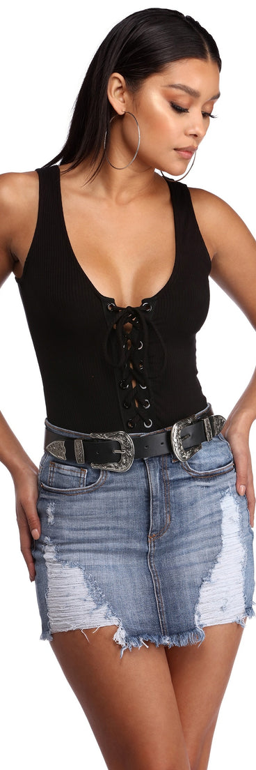 Etched Double Buckle Belt for 2022 festival outfits, festival dress, outfits for raves, concert outfits, and/or club outfits