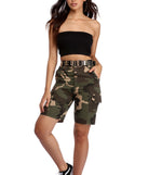 Double Exposure Faux Leather Belt is a trendy pick to create 2023 festival outfits, festival dresses, outfits for concerts or raves, and complete your best party outfits!