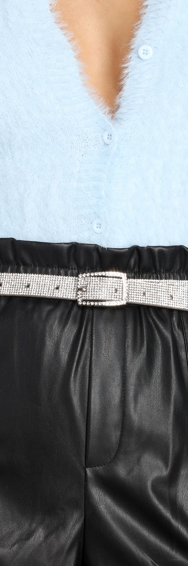 With Luxe Rhinestone Thin Belt as your homecoming jewelry or accessories, your 2023 Homecoming dress look will be fire!