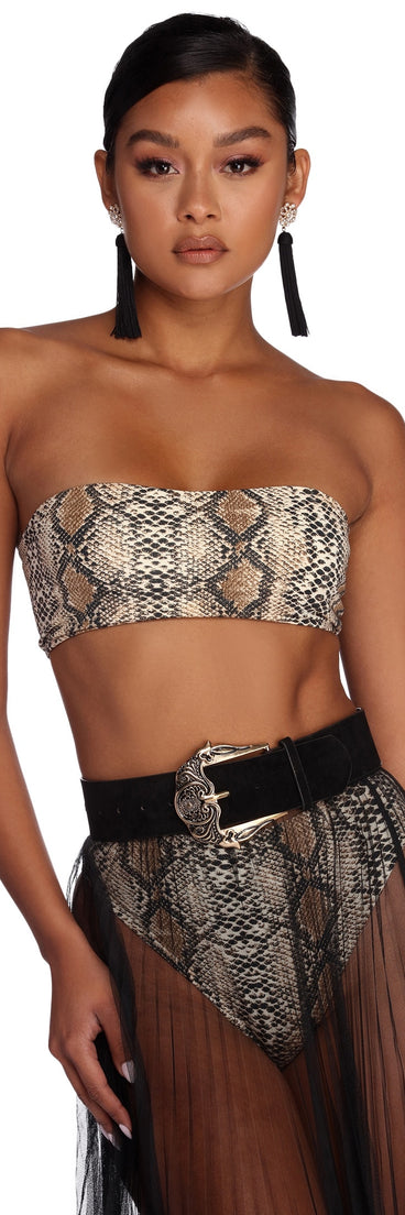 Buckle Impact Faux Suede Belt is a trendy pick to create 2023 festival outfits, festival dresses, outfits for concerts or raves, and complete your best party outfits!