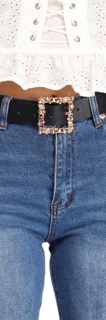 Square Rhinestone Buckle Belt is a trendy pick to create 2023 festival outfits, festival dresses, outfits for concerts or raves, and complete your best party outfits!