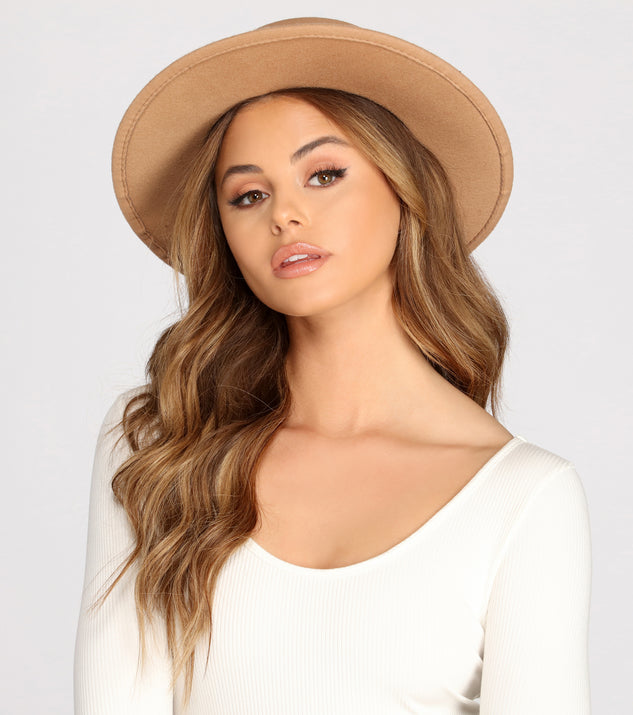 Belted Boater Hat is a trendy pick to create 2023 festival outfits, festival dresses, outfits for concerts or raves, and complete your best party outfits!