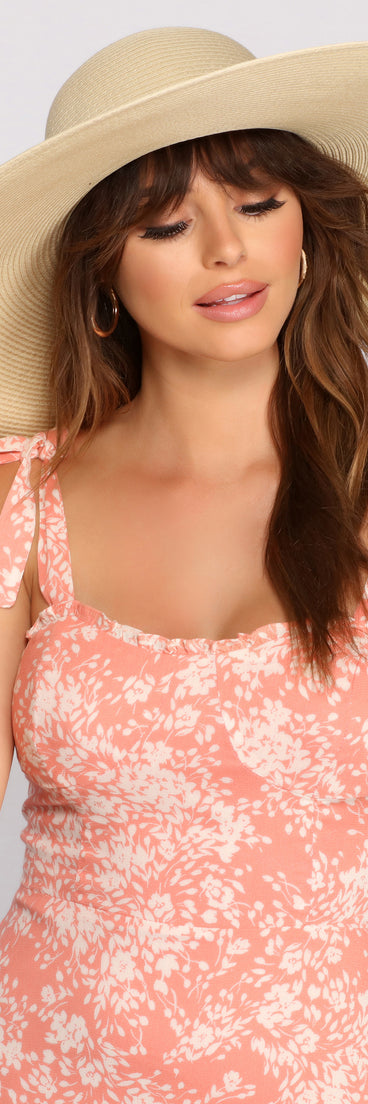 The Classic Straw Floppy Hat