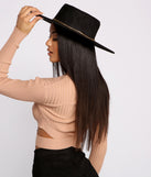 A Touch of Chic Boater Hat is a trendy pick to create 2023 festival outfits, festival dresses, outfits for concerts or raves, and complete your best party outfits!