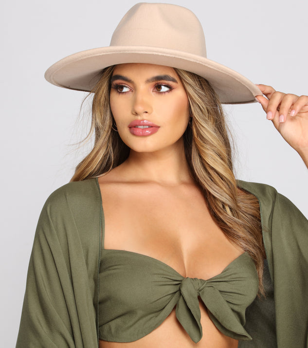 Effortlessly On-Trend Panama Hat is a trendy pick to create 2023 festival outfits, festival dresses, outfits for concerts or raves, and complete your best party outfits!